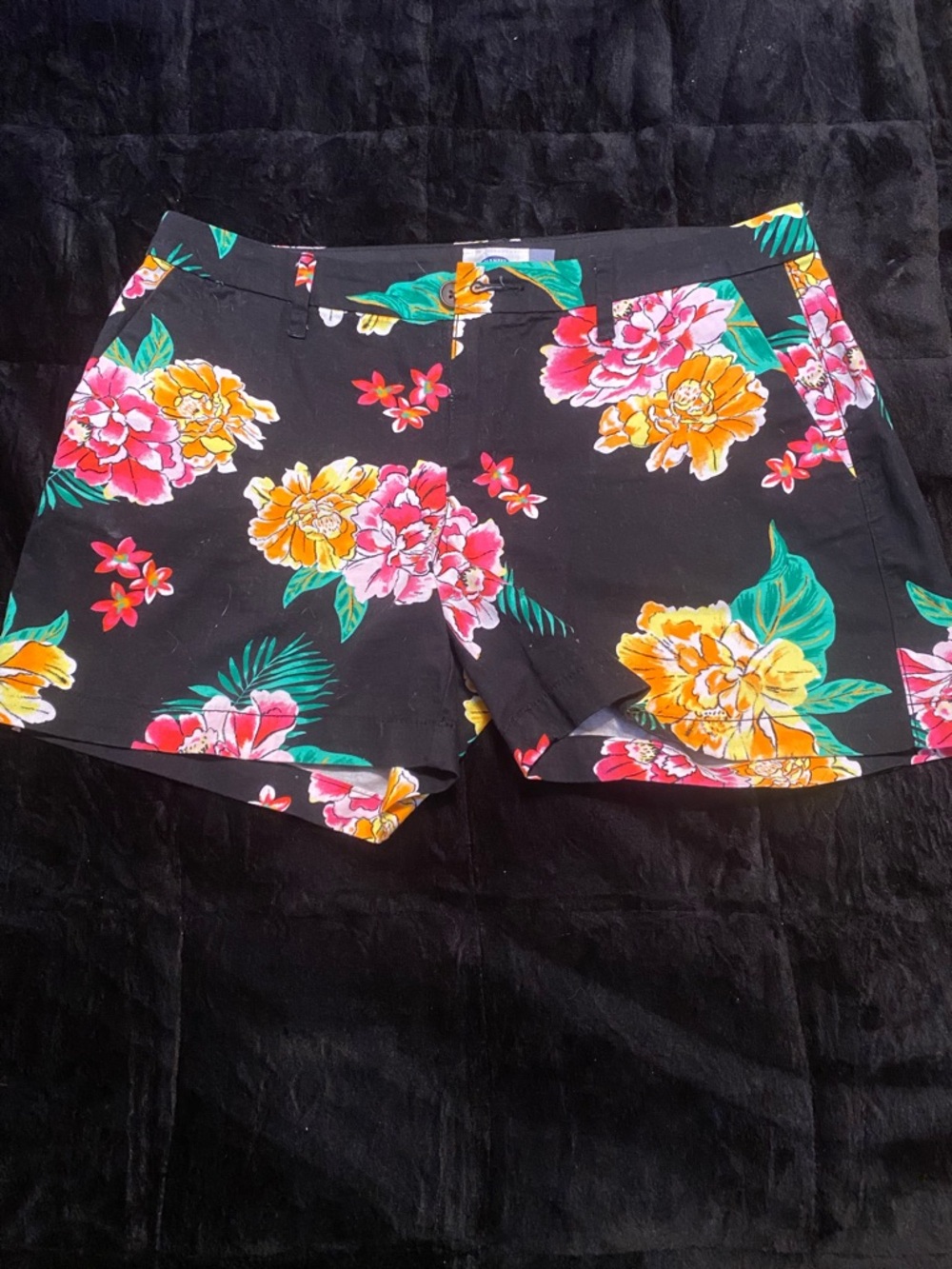Old Navy Black Floral Women's Shorts